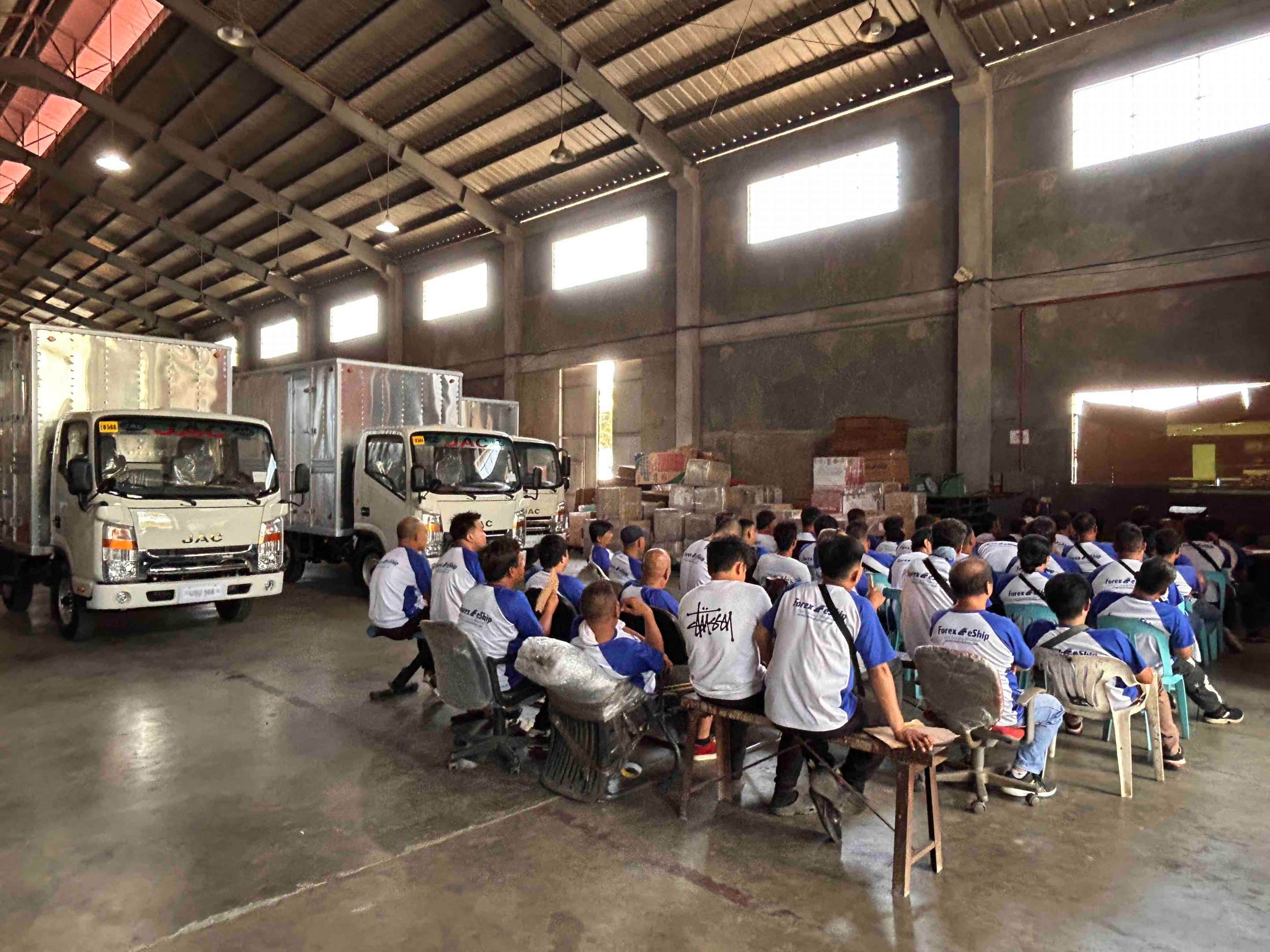 Delivery app training at Valenzuela warehouse